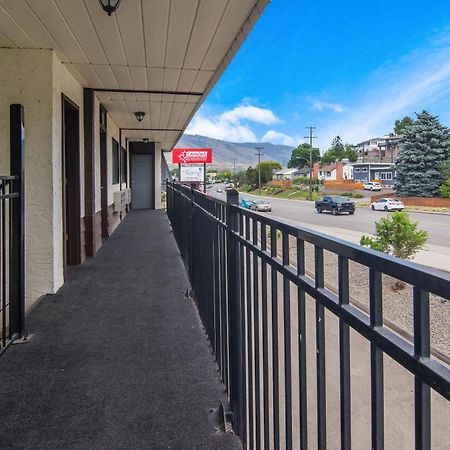 Canadas Best Value Inn & Suites Kamloops Buitenkant foto