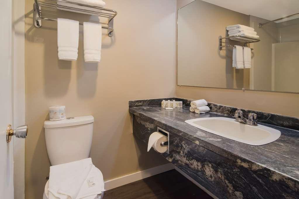 Canadas Best Value Inn & Suites Kamloops Kamer foto